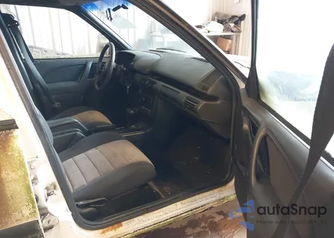 1994 Chevrolet Cavalier Vl/Rs from USA, damaged, VIN 1G1JC5443R7366053